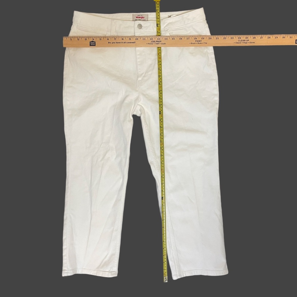 Wrangler Women's White High Rise Rodeo Straight Crop Jeans Size 16 - Picture 7 of 7